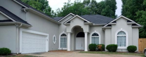 Huge 7 Bedrooms Contemporary Southern Elegance